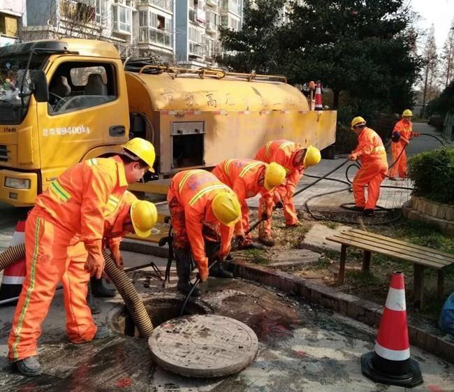 白马井镇市政管道清淤